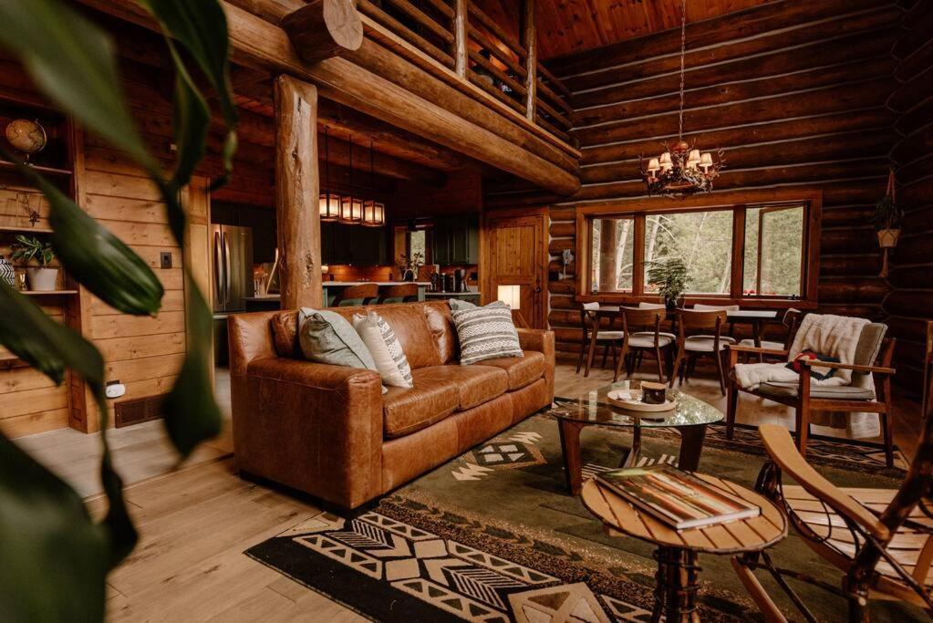 הוילה ליונס Classic Log Cabin Near Rocky Mountain National Park And Near Skiing מראה חיצוני תמונה