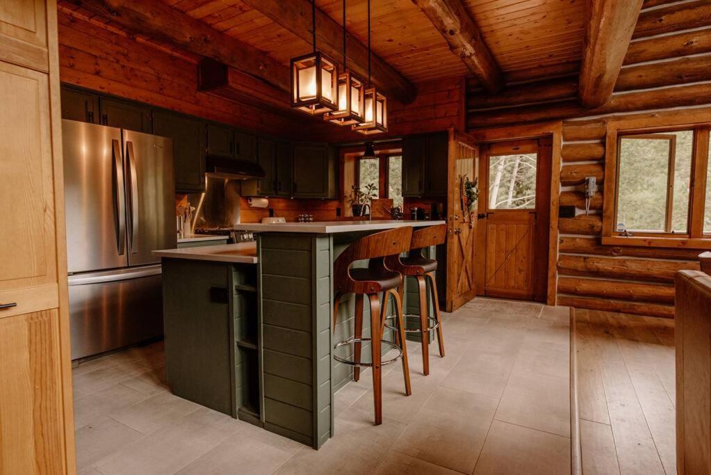 הוילה ליונס Classic Log Cabin Near Rocky Mountain National Park And Near Skiing מראה חיצוני תמונה