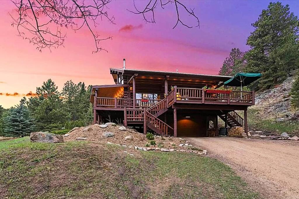 הוילה ליונס Classic Log Cabin Near Rocky Mountain National Park And Near Skiing מראה חיצוני תמונה